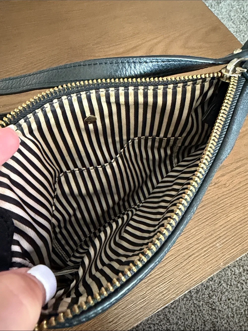 kate spade compact black